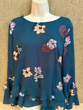 NWT- A.N.A Teal Floral Ruffle-Hem Blouse